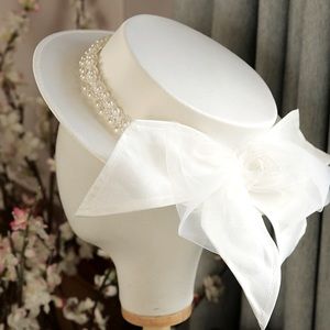 👑👑SUPER Stylish woman’s bucket hat 👒 Brand new